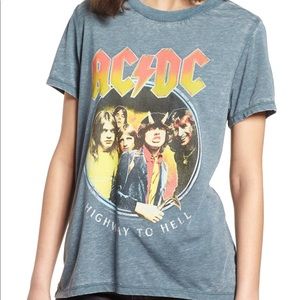 AC/DC Highway to Hell graphic tee in size Medium